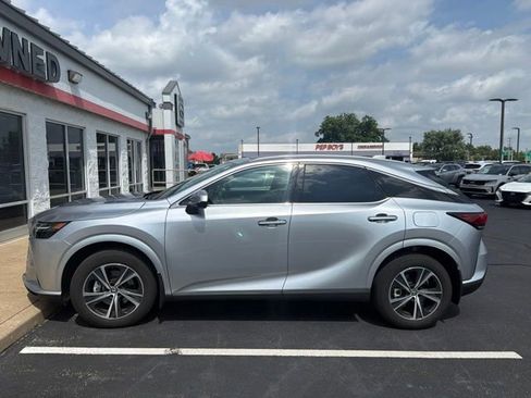 Used 2023 Lexus RX 350h w/ Accessory Package (P1) AWD/4WD image 3