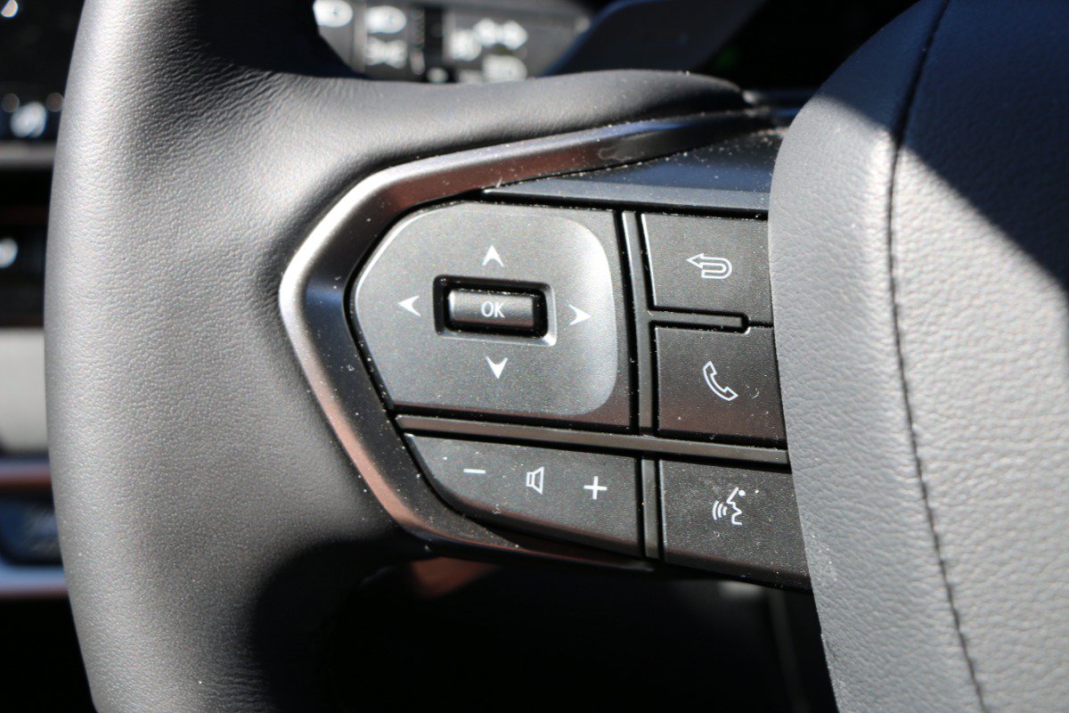 Used 2026 Lexus RX 350h w/ Accessory Package (2T) AWD/4WD image 18