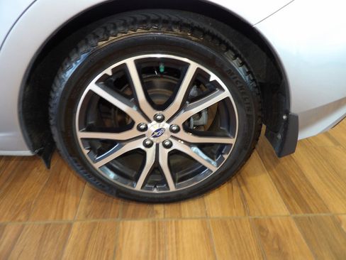 Used 2019 Subaru Impreza 2.0i Limited w/ Popular Package #2 AWD/4WD image 9