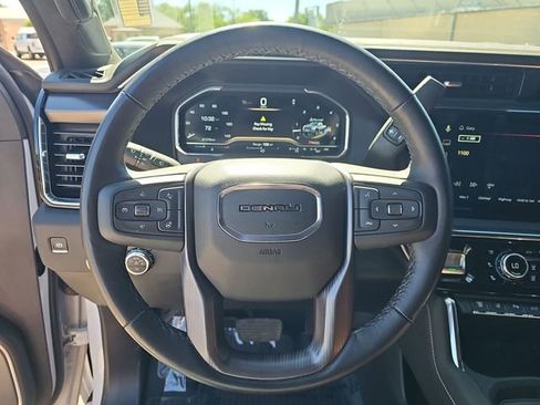 Used 2025 GMC Sierra 3500 Denali Ultimate AWD/4WD image 20