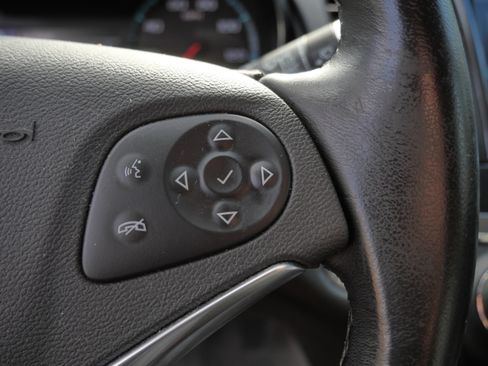 Used 2018 Chevrolet Impala Premier FWD image 28