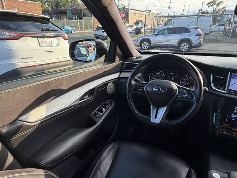 Used 2019 INFINITI QX50 Essential w/ Sensory Package AWD/4WD image 27