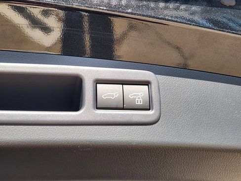 New 2026 Lexus RX 450h AWD image 24