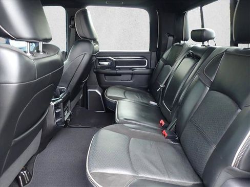 Used 2022 RAM 3500 Laramie AWD/4WD image 7