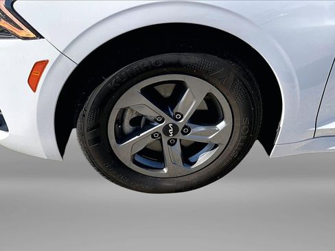 Used 2023 Kia K5 LXS image 2