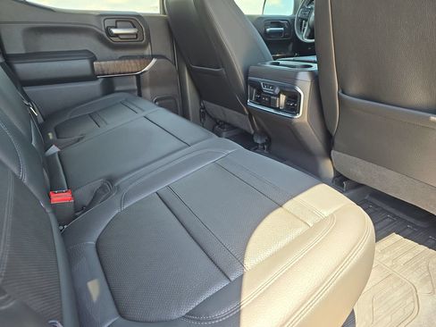 Used 2021 GMC Sierra 1500 Denali w/ Denali Ultimate Package AWD/4WD image 11