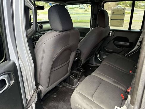 Used 2020 Jeep Wrangler Unlimited Sport AWD/4WD image 11