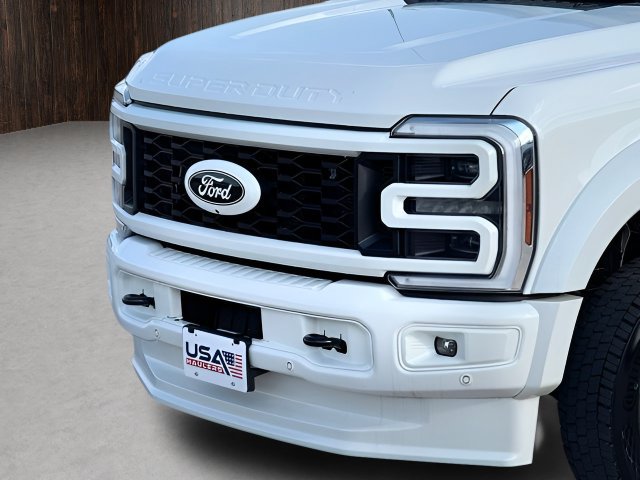 New 2025 Ford F450 Platinum AWD/4WD image 9