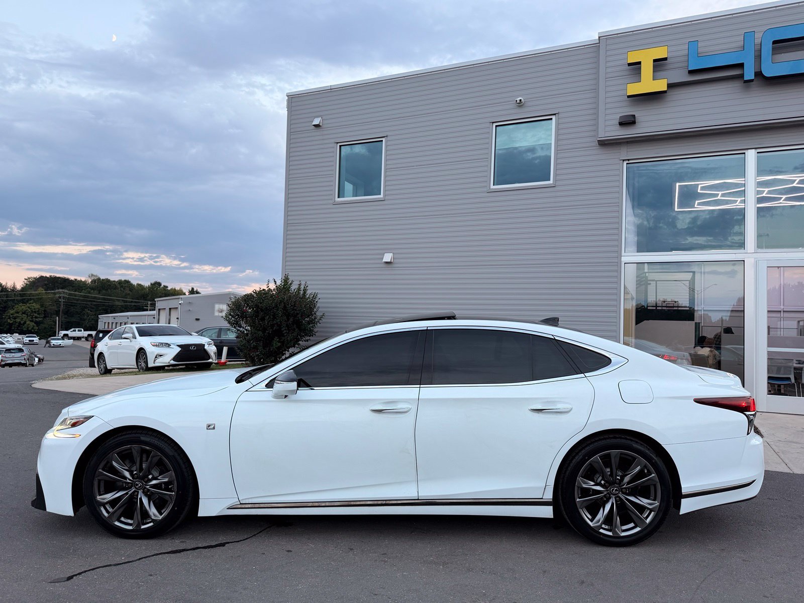 Used 2020 Lexus LS 500 F Sport AWD/4WD image 14