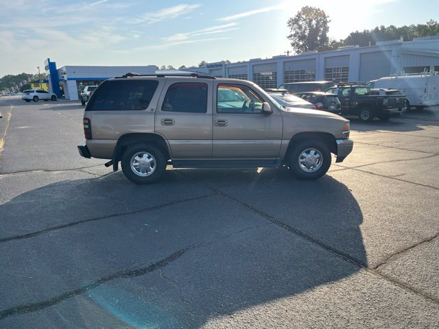 Used 2001 GMC Yukon SLE RWD image 2