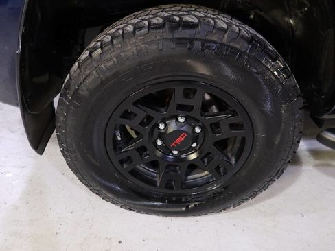 Used 2021 Toyota 4Runner SR5 Premium w/ Moonroof Package image 39