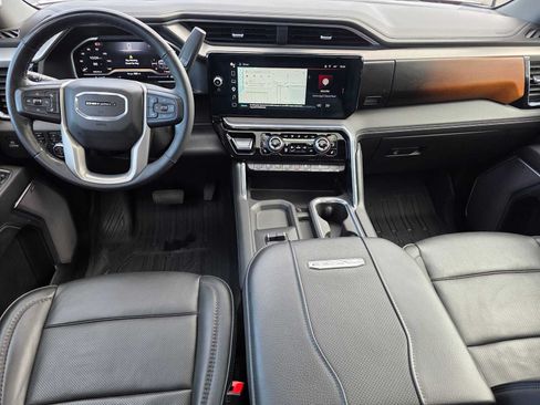 Certified 2024 GMC Sierra 2500 Denali w/ Denali Reserve Package AWD/4WD image 18