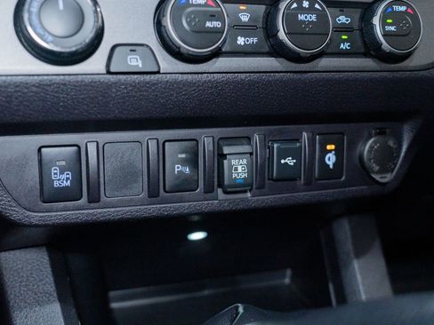 Used 2023 Toyota Tacoma TRD Pro AWD/4WD image 53