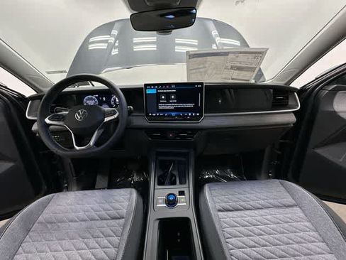 Used 2026 Volkswagen Tiguan S FWD image 18