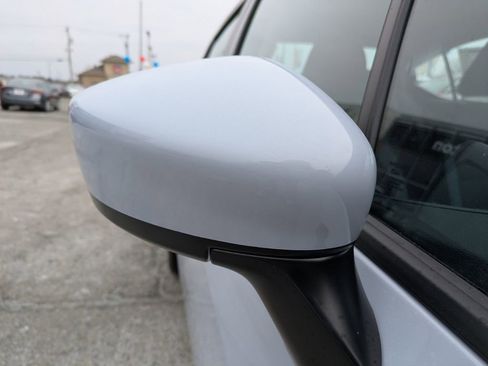 New 2025 Nissan Versa SV w/ Trunk Package FWD image 12
