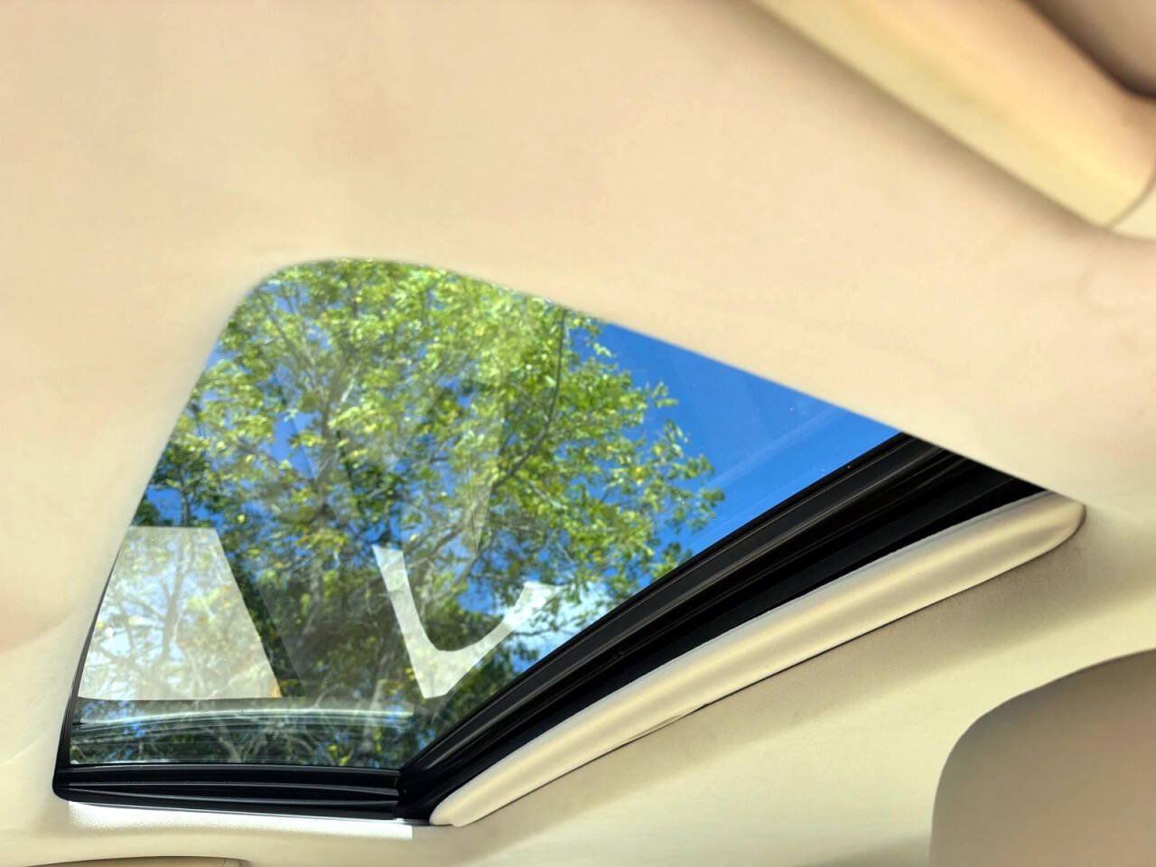 Used 2015 Lexus ES 350 FWD image 19