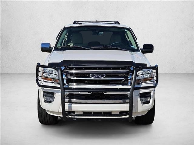Used 2017 Ford Expedition Limited RWD image 2