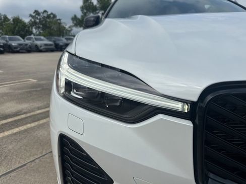 New 2026 Volvo XC60 B5 Plus w/ Climate Package image 11