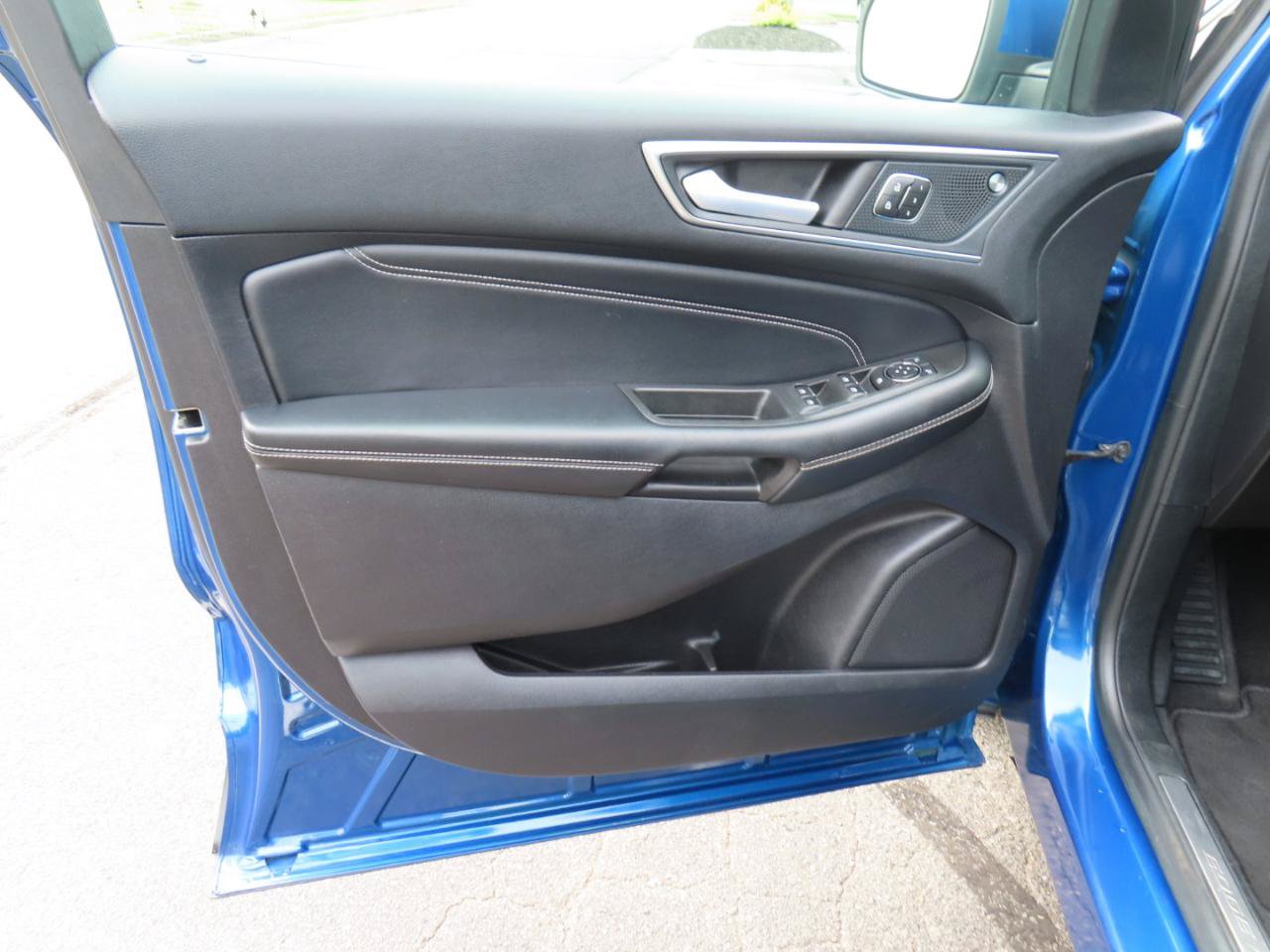 Used 2021 Ford Edge Titanium w/ Cargo Accessory Package FWD image 16