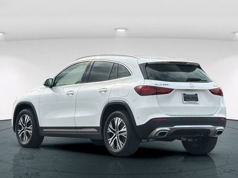Used 2025 Mercedes-Benz GLA 250 4MATIC image 5
