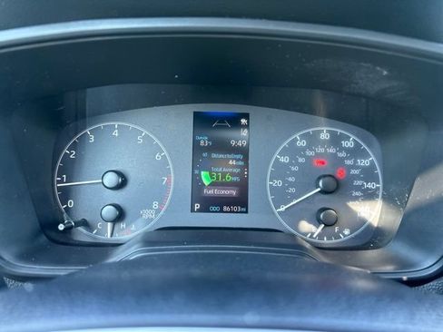 Used 2024 Toyota Corolla Cross LE w/ Moonroof Package AWD/4WD image 23