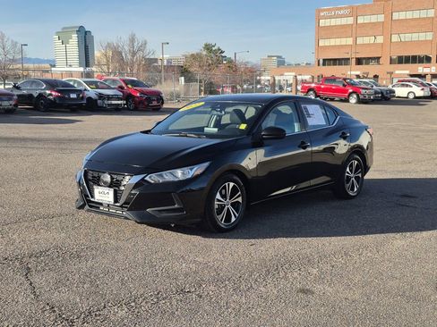 Used 2022 Nissan Sentra SV image 4