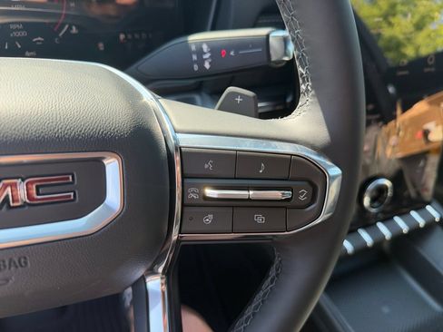 New 2027 GMC Terrain Elevation w/ Elevation Premium Package AWD/4WD image 18