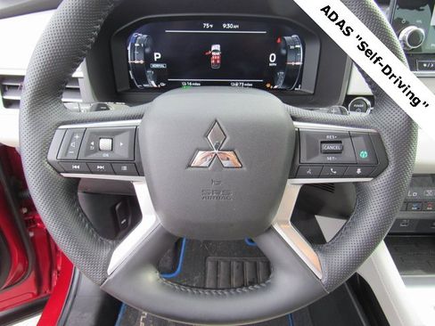 Used 2023 Mitsubishi Outlander SEL image 21