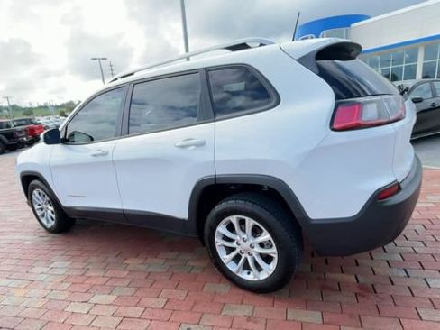 Used 2021 Jeep Cherokee Latitude FWD image 7