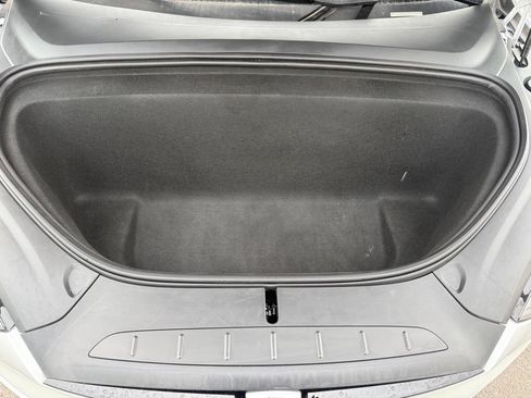 Used 2022 Tesla Model X AWD/4WD image 32