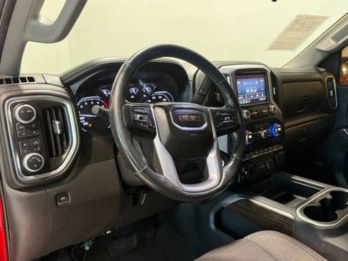 Used 2020 GMC Sierra 1500 Elevation w/ Elevation Value Package AWD/4WD image 13