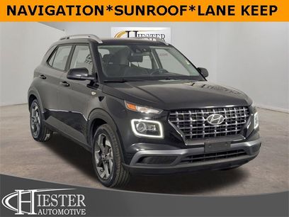 Used 2020 Hyundai Venue SEL w/ Convenience + Premium Package