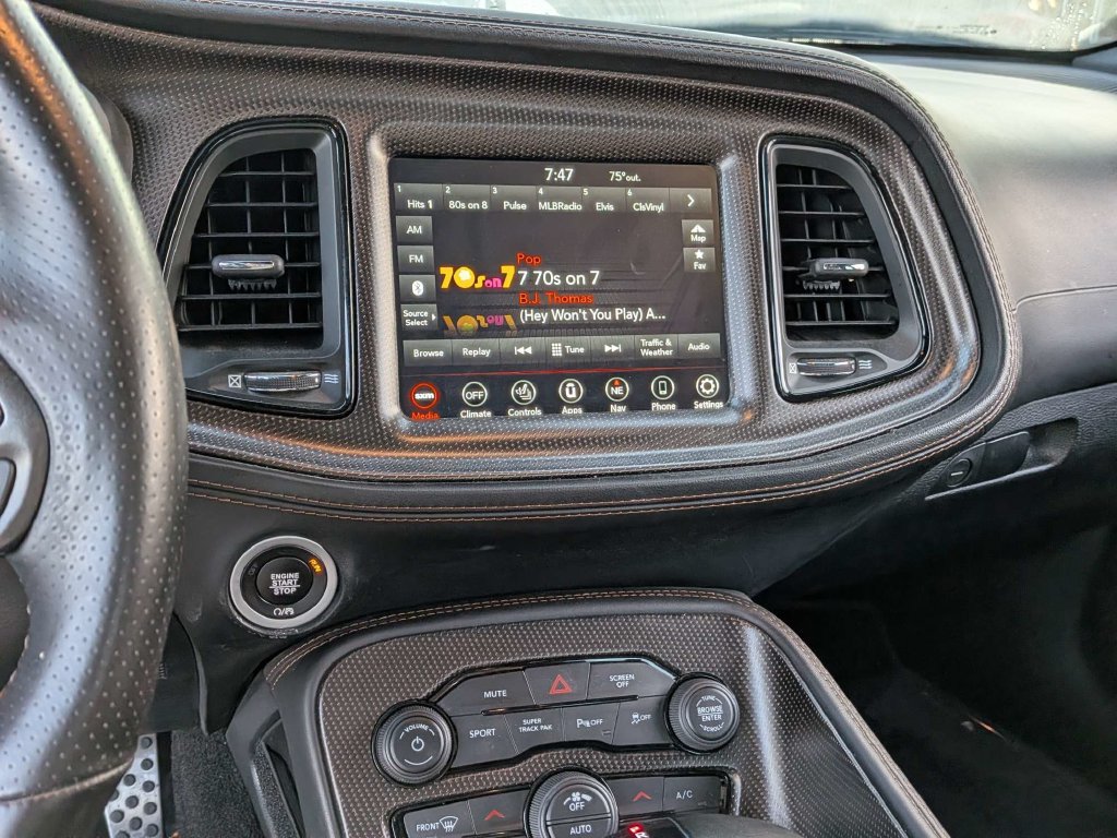 Used 2020 Dodge Challenger R/T RWD image 17
