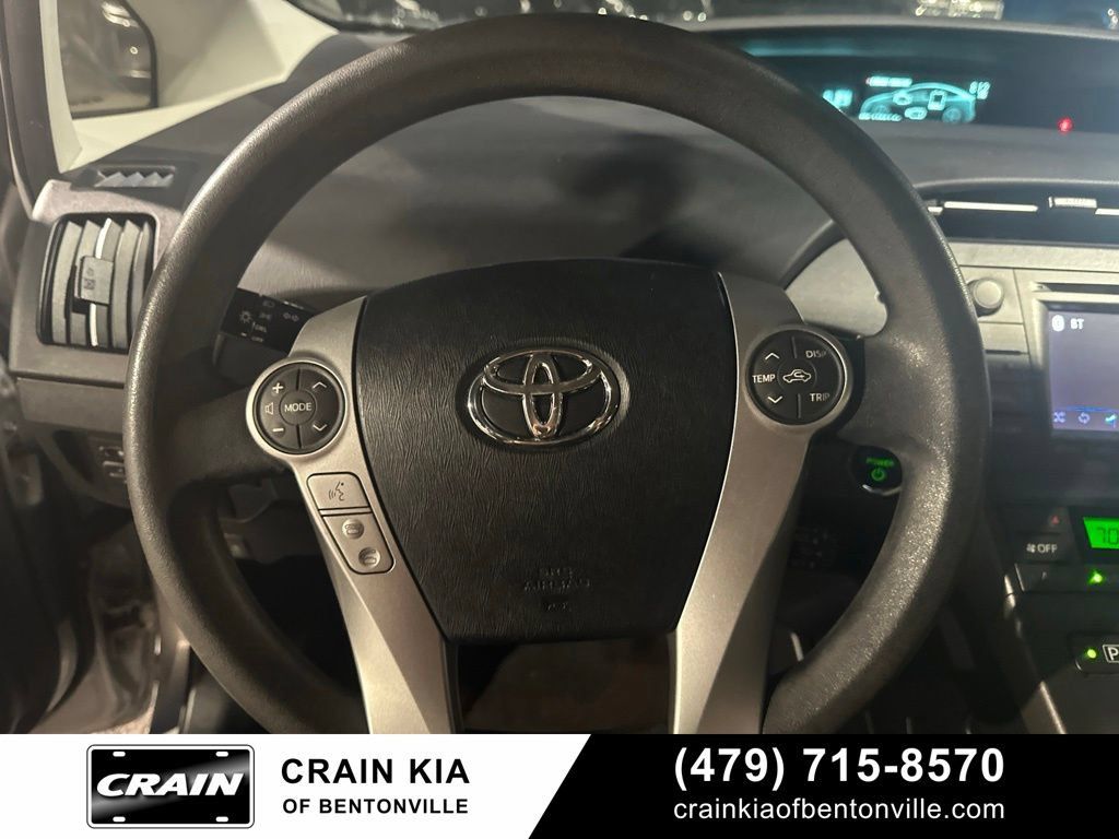 Used 2015 Toyota Prius Three FWD image 17