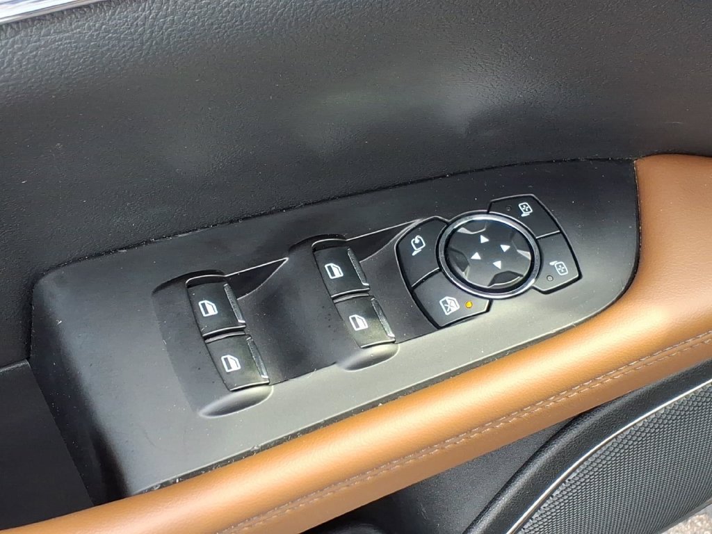 Certified 2023 Lincoln Nautilus Reserve AWD/4WD image 16