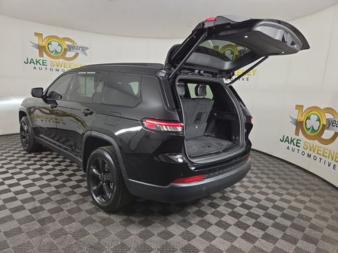 Used 2023 Jeep Grand Cherokee L Laredo AWD/4WD image 34