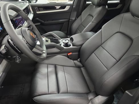 New 2026 Porsche Cayenne S AWD/4WD image 5