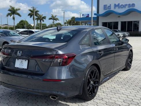 Used 2025 Honda Civic Sport image 11