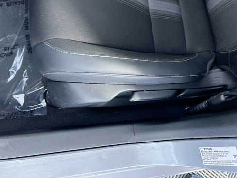 Used 2023 Honda Civic Sport image 13