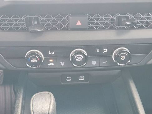Used 2025 Honda Accord LX image 16