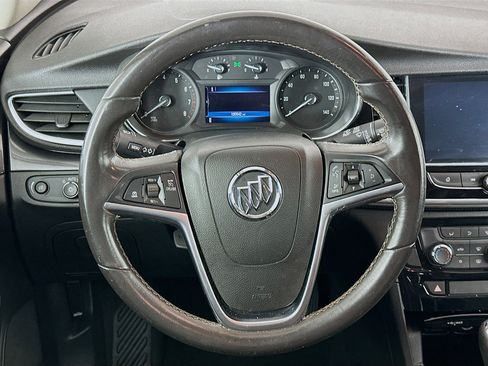 Used 2020 Buick Encore Preferred image 18