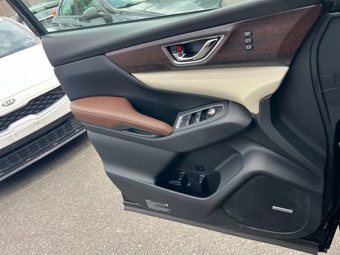 Used 2019 Subaru Ascent Touring w/ Popular Package #2 AWD/4WD image 14