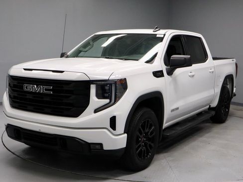 Used 2024 GMC Sierra 1500 Elevation w/ LPO, Elevation Black Package AWD/4WD image 6