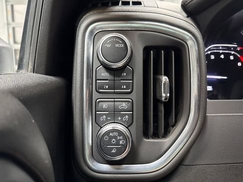 Used 2022 GMC Sierra 2500 AT4 w/ Gooseneck/5TH Wheel Package AWD/4WD image 9
