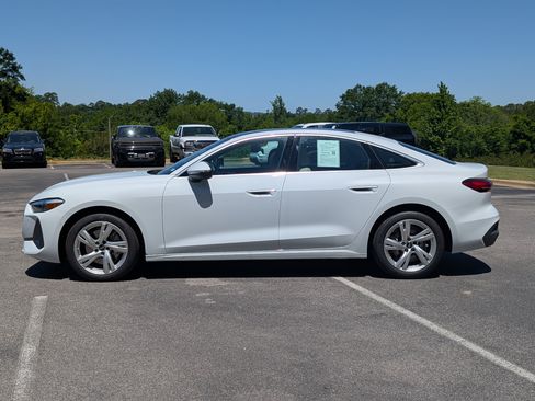 Used 2025 Audi A5 2.0T Premium w/ Convenience Package AWD/4WD image 6