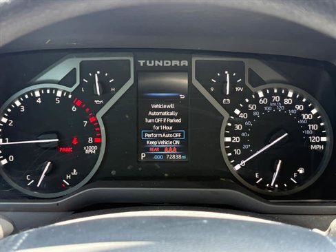 Used 2022 Toyota Tundra SR5 w/ SR5 Convenience Package AWD/4WD image 11