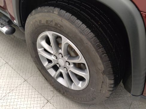 Used 2018 Jeep Grand Cherokee Limited AWD/4WD image 31