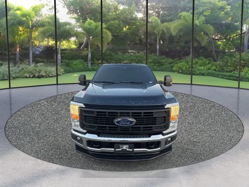 Used 2023 Ford F250 XL w/ 360-Degree Camera Package RWD image 2