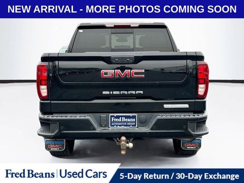 Used 2022 GMC Sierra 1500 Elevation w/ Elevation Premium Package image 6