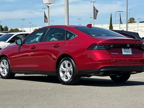 Used 2025 Honda Accord LX image 6